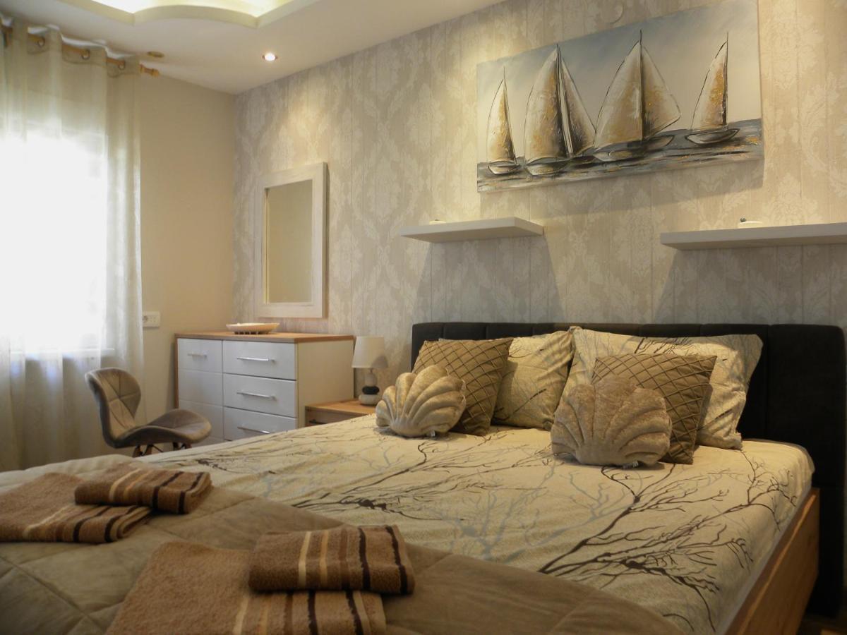Apartments Aleksandra ريسان المظهر الخارجي الصورة